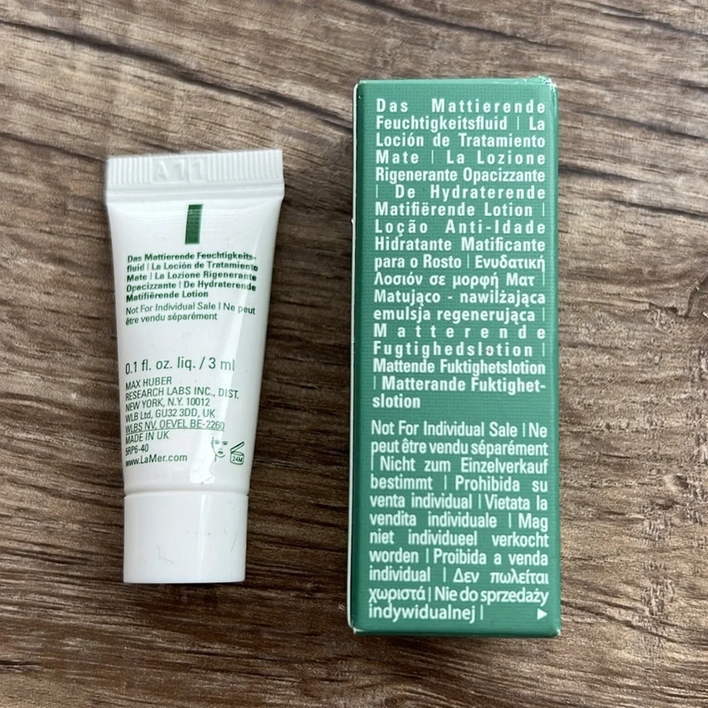 LA MER • Moisturizing Matte Lotion - Picture 4 of 6